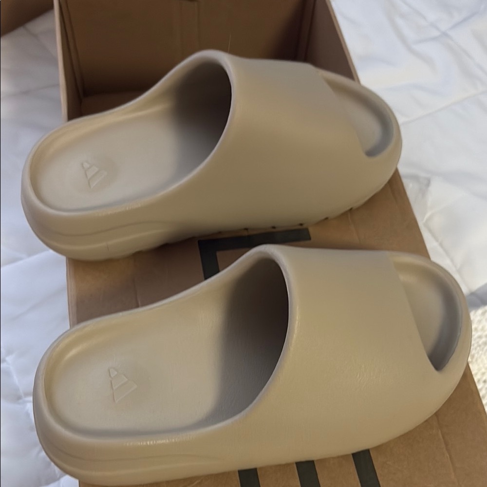 Yeezy Sandals in Beige